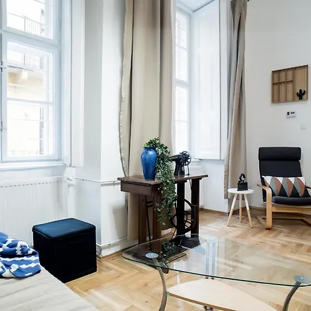 Heart Apartment
